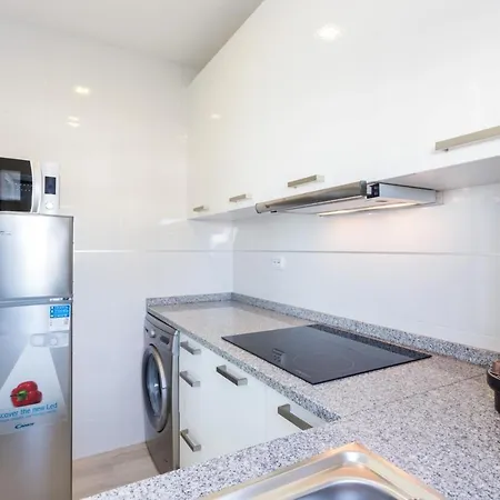 Elegant With Sea View In 100 M² Air Conditioned 포티마오